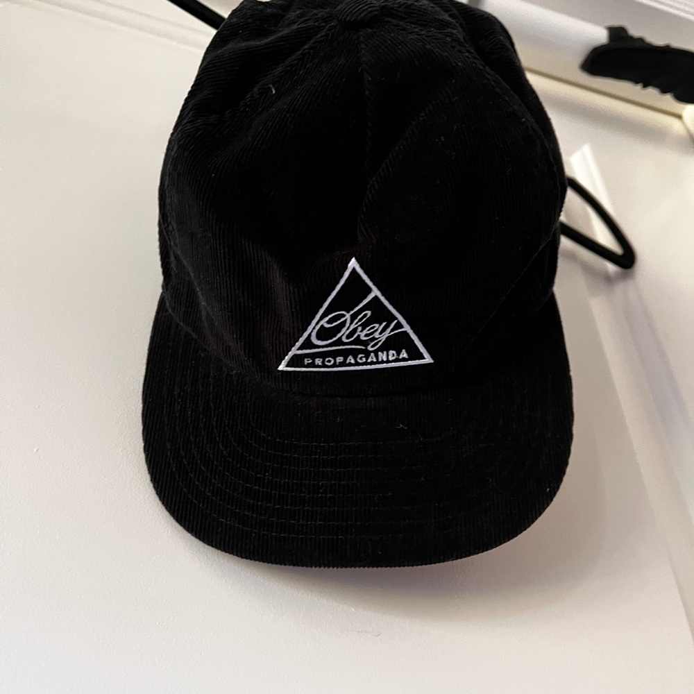 Obey hat